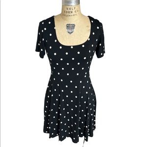 Old Navy Black&White Polka Dot Scoop Neck Tea Dress